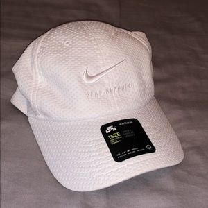 White Nike SB Hat